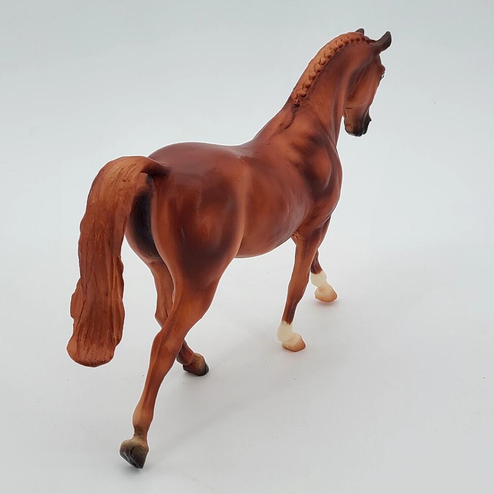 Breyer Chestnut Thoroughbred Horse No. 615 Keen Mold (2019-2011) - Picture 3 of 8